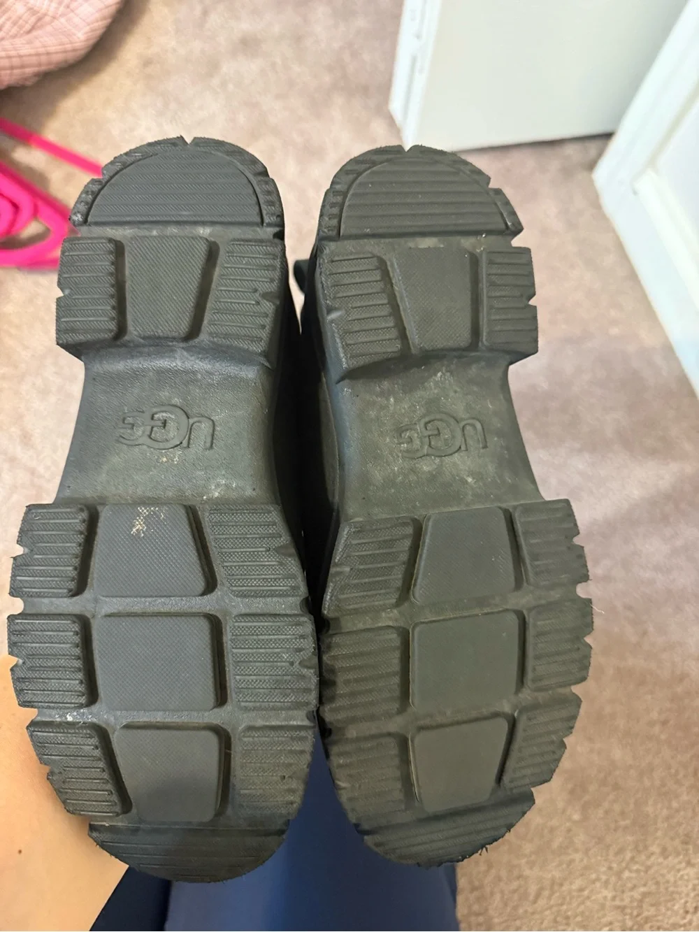 Kids UGG Black Leather Chelsea-Style Ankle Boots